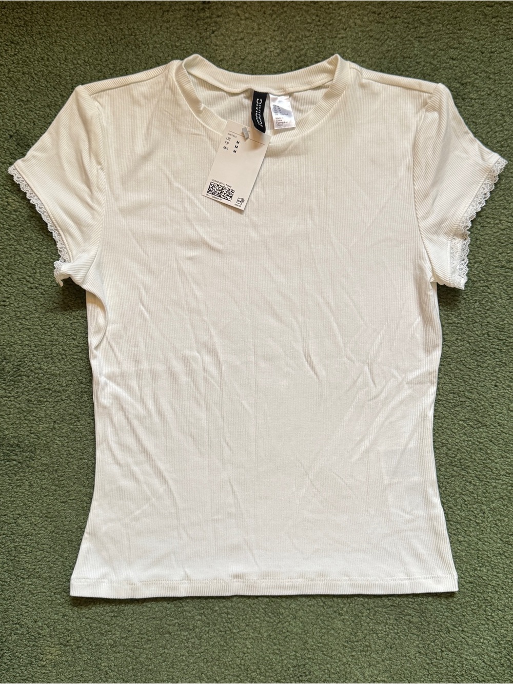 NWT H&M White Ribbed T-Shirt With Lace Trim - Medium (but fits small)